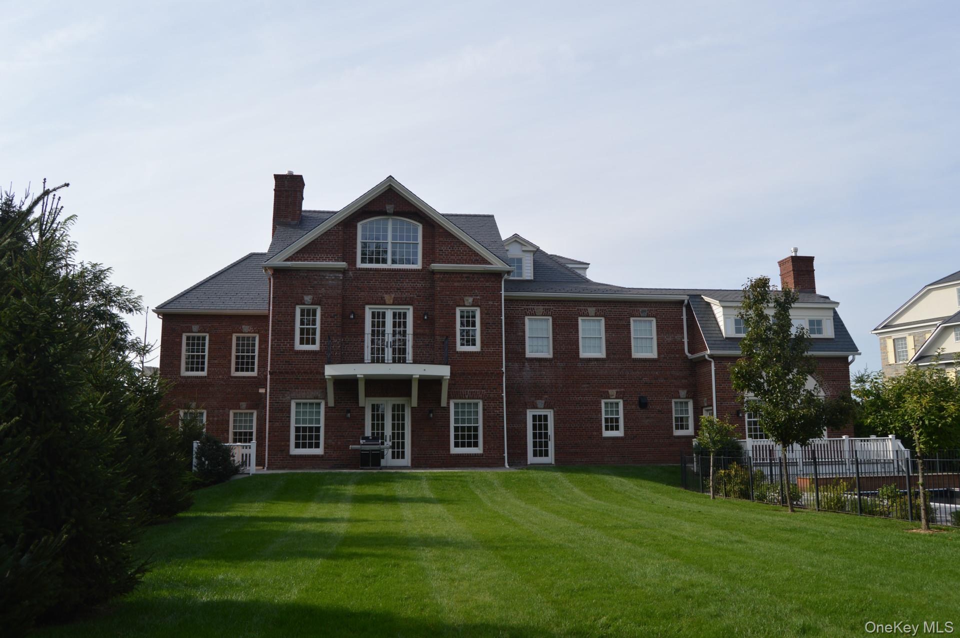 5020 Grosvenor Avenue, Bronx, NY 10471