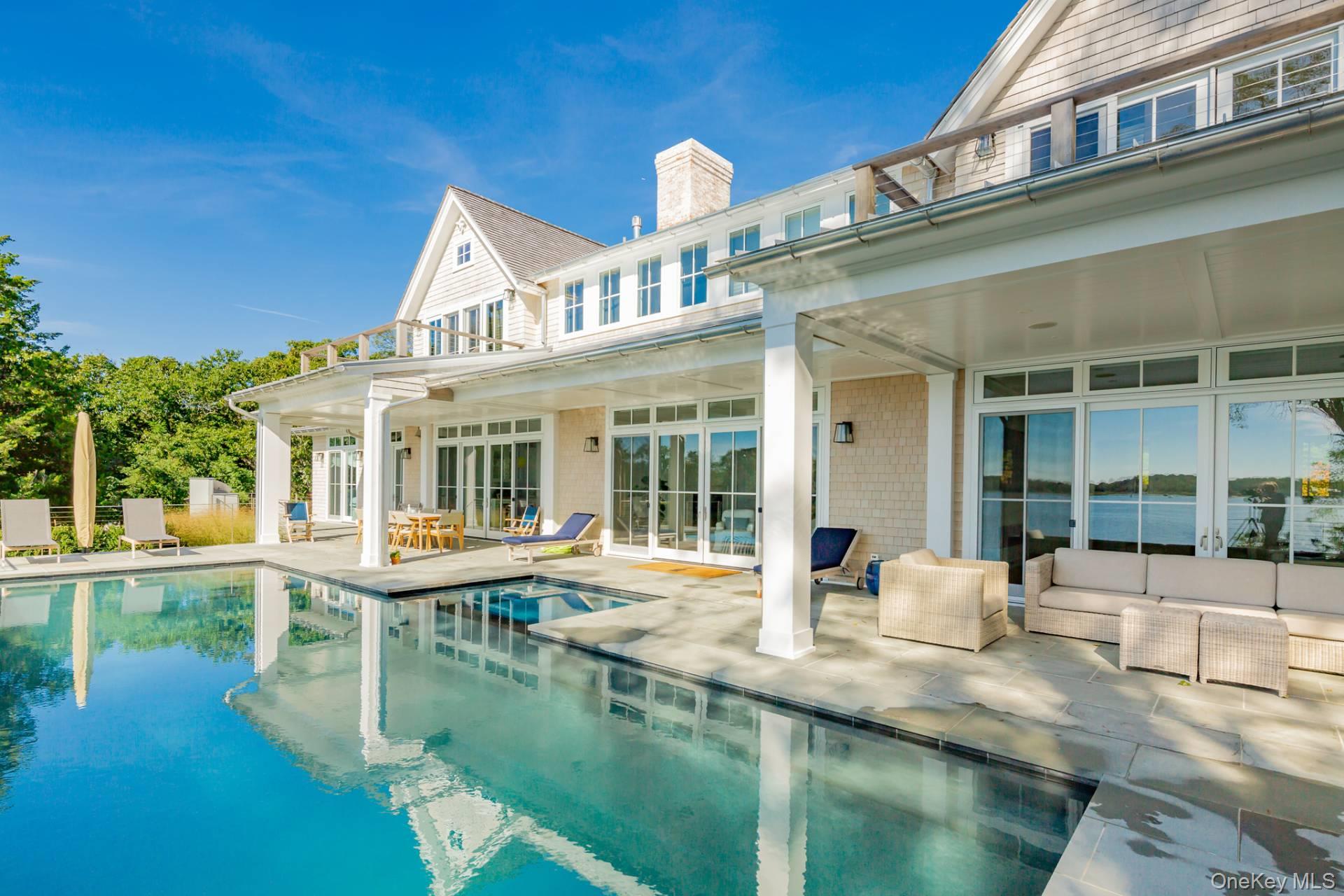 539 Noyack Road, Southampton, NY 11968