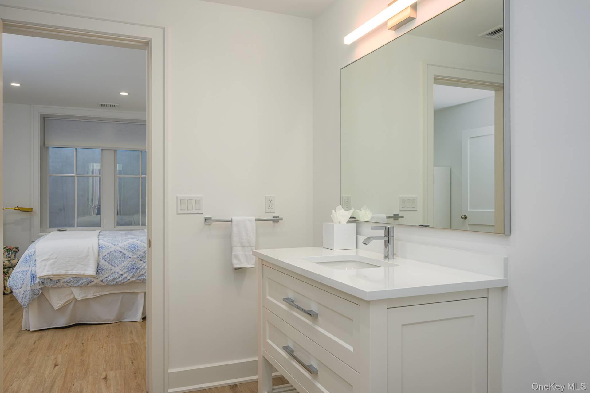 539 Noyack Road, Southampton, NY 11968