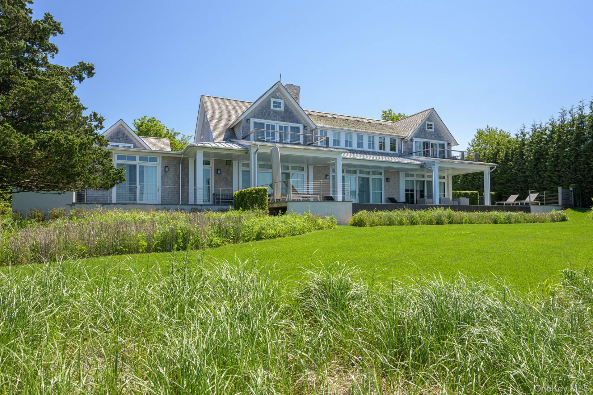 539 Noyack Road, Southampton, NY 11968