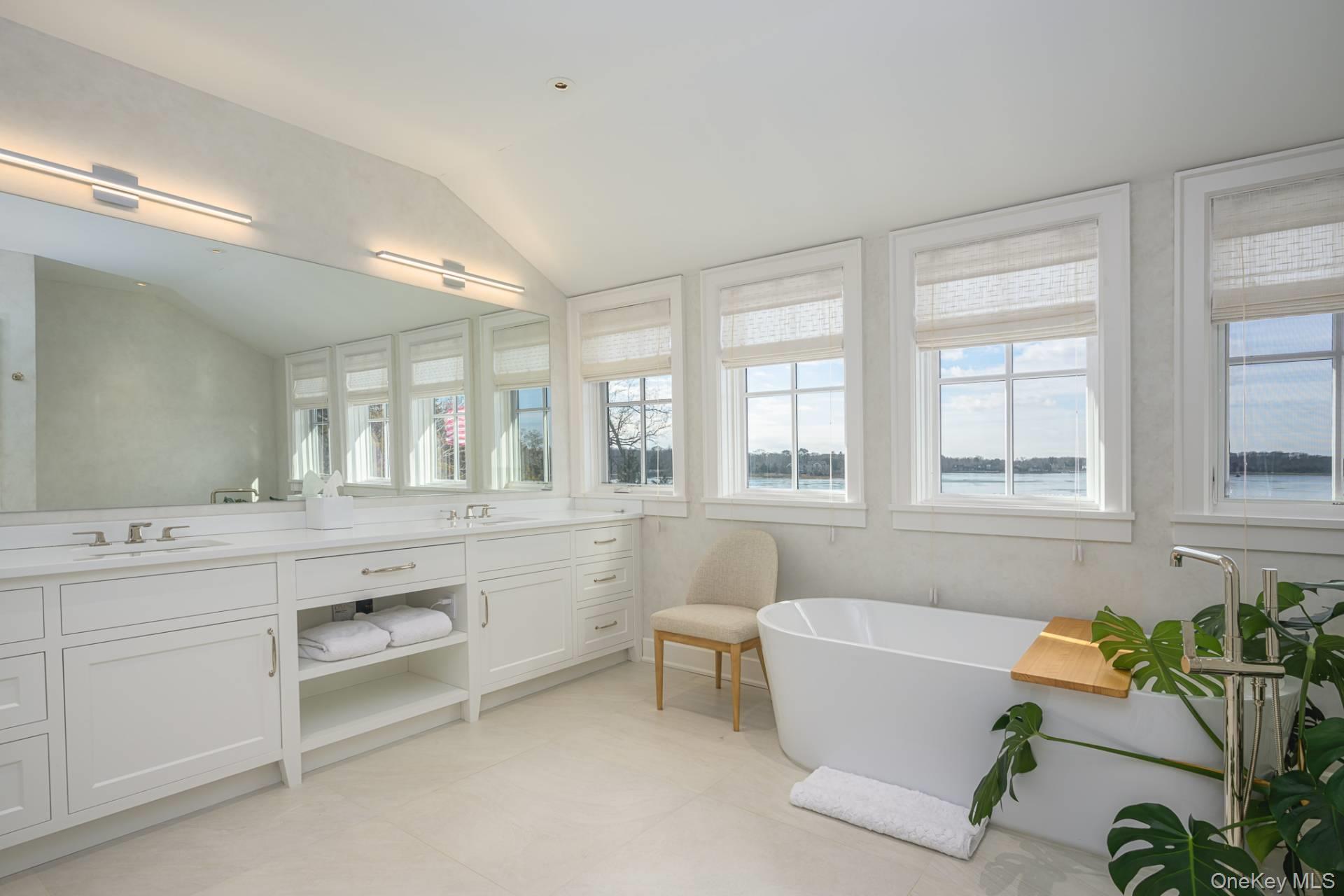 539 Noyack Road, Southampton, NY 11968