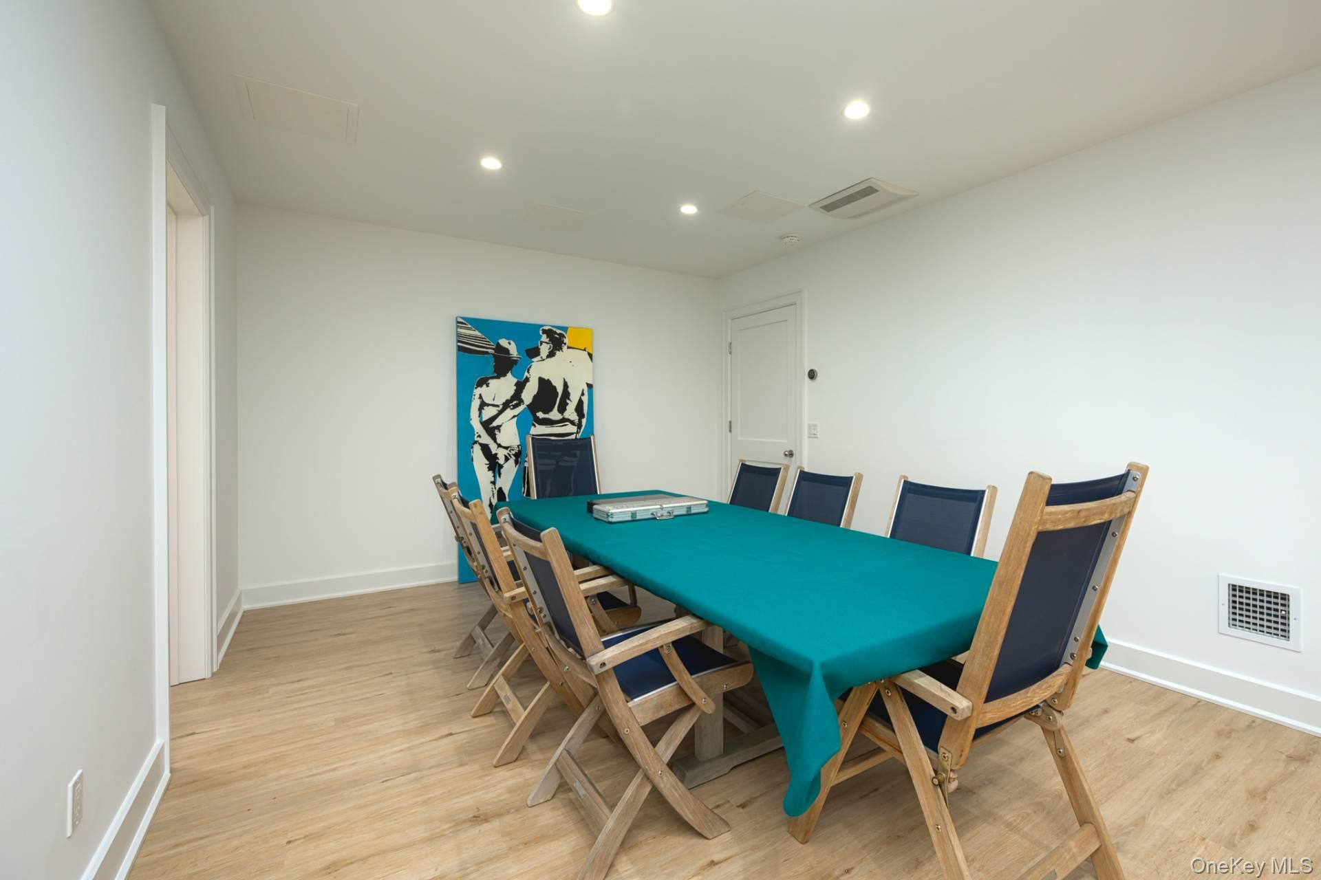 539 Noyack Road, Southampton, NY 11968