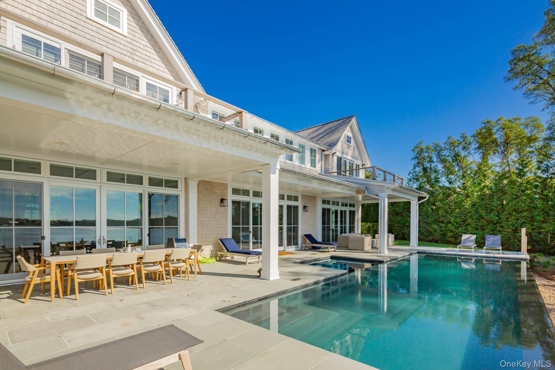 539 Noyack Road, Southampton, NY 11968