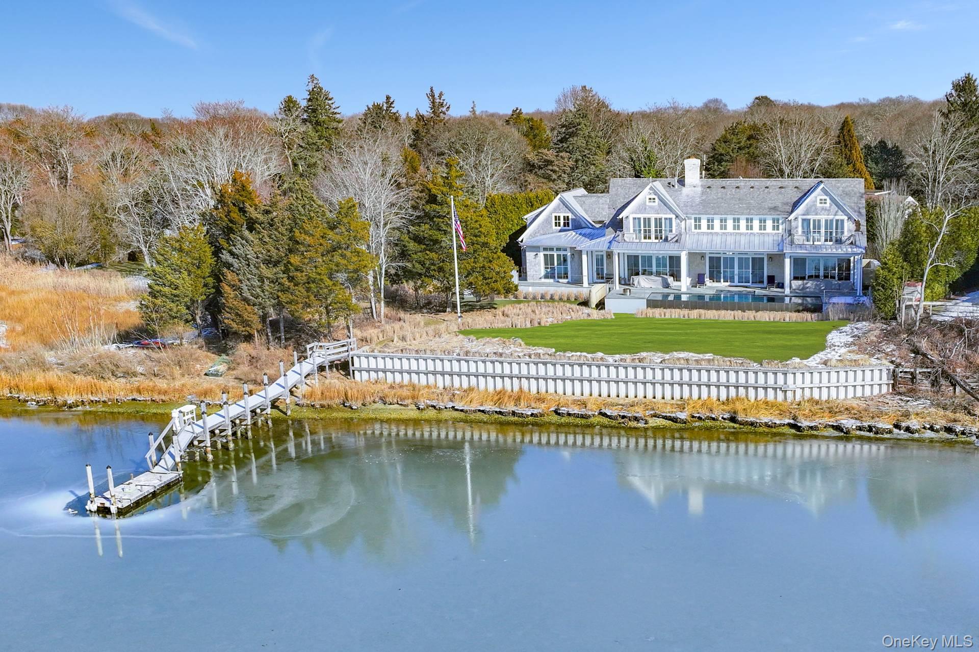 539 Noyack Road, Southampton, NY 11968