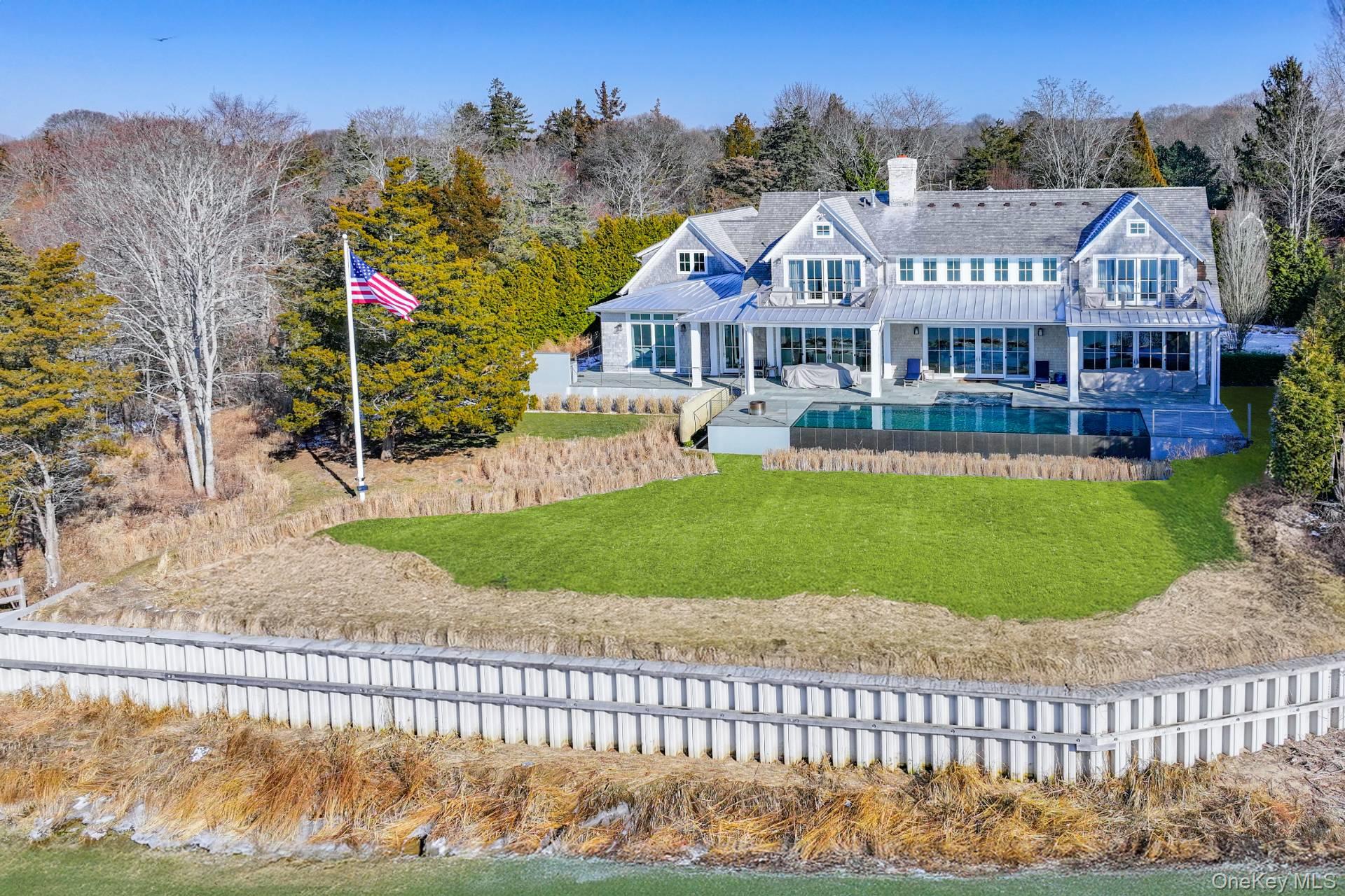 539 Noyack Road, Southampton, NY 11968