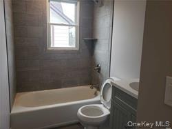 71 Park Avenue # A, Babylon, NY 11702