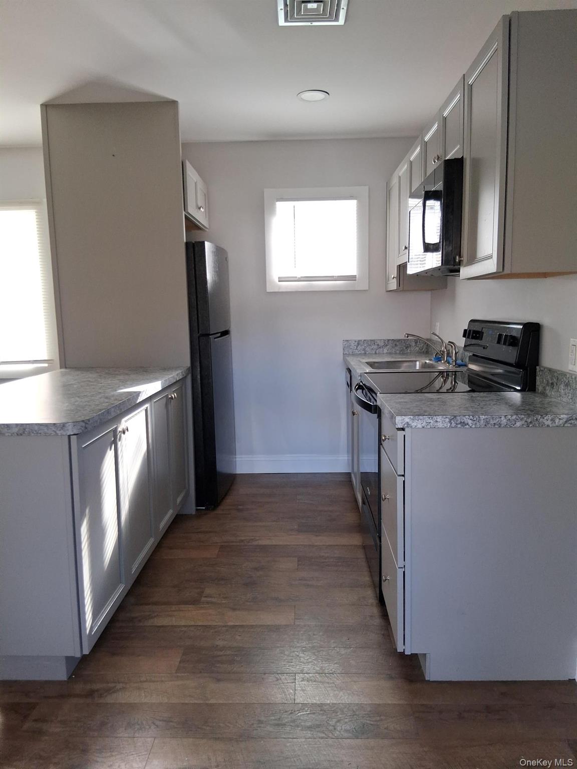 218 Route 199, Red Hook, NY 12571