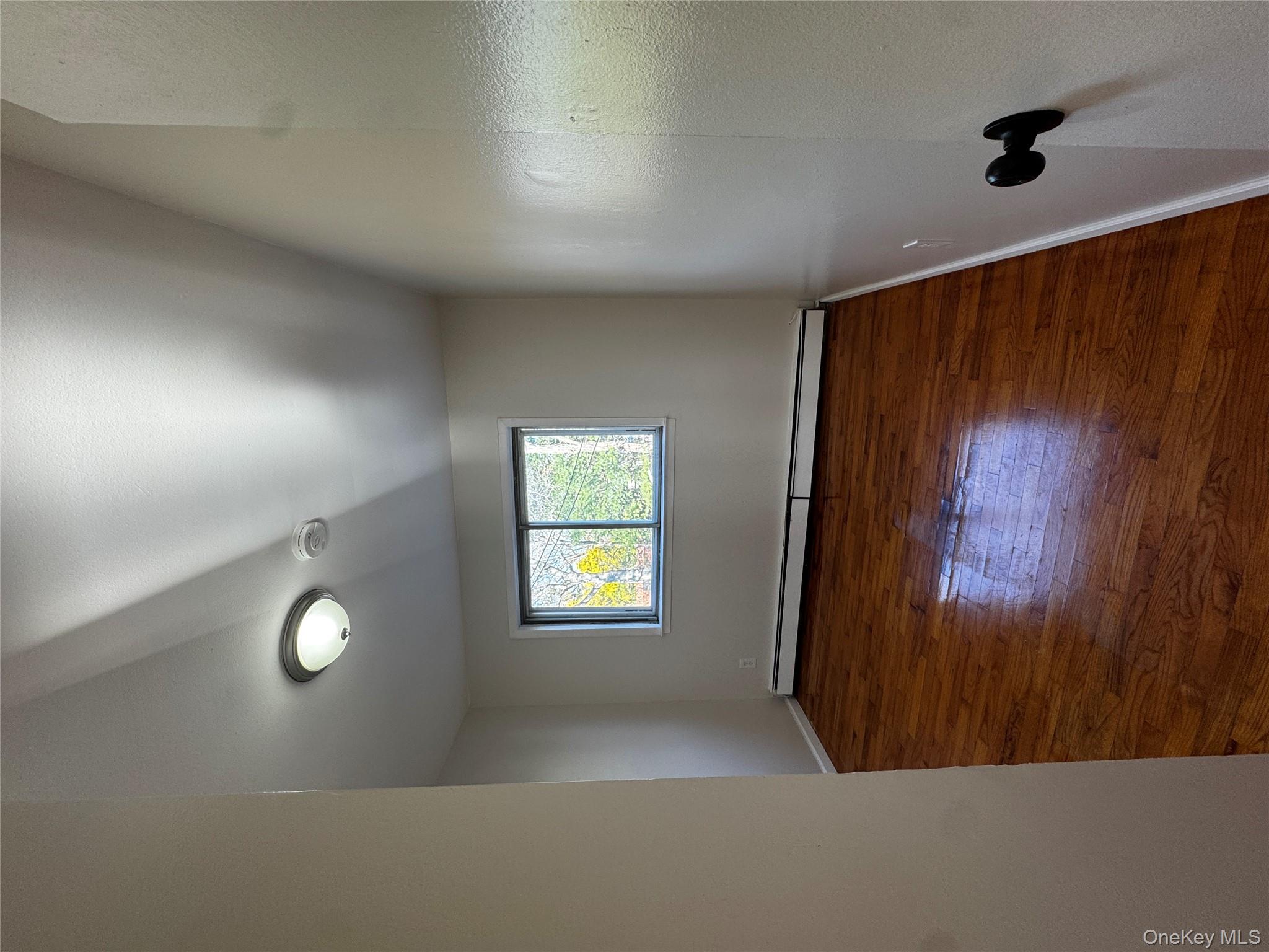 8 Whitman Court, Middletown, NY 10941