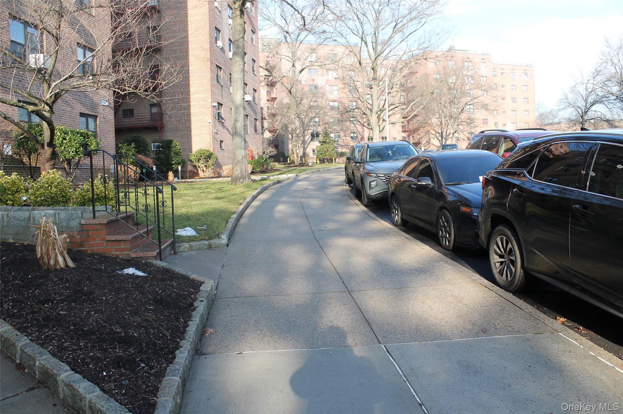 87-30 204 Street # APT-A54, Hollis, NY 11423