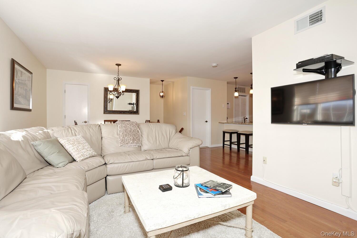 262 E Crooked Hill Road, Pearl River, NY 10965