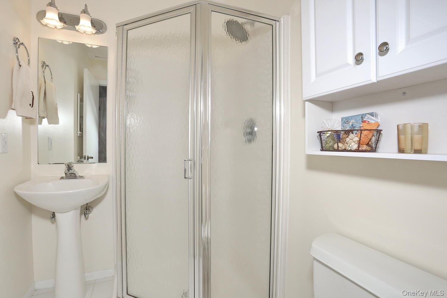 262 E Crooked Hill Road, Pearl River, NY 10965