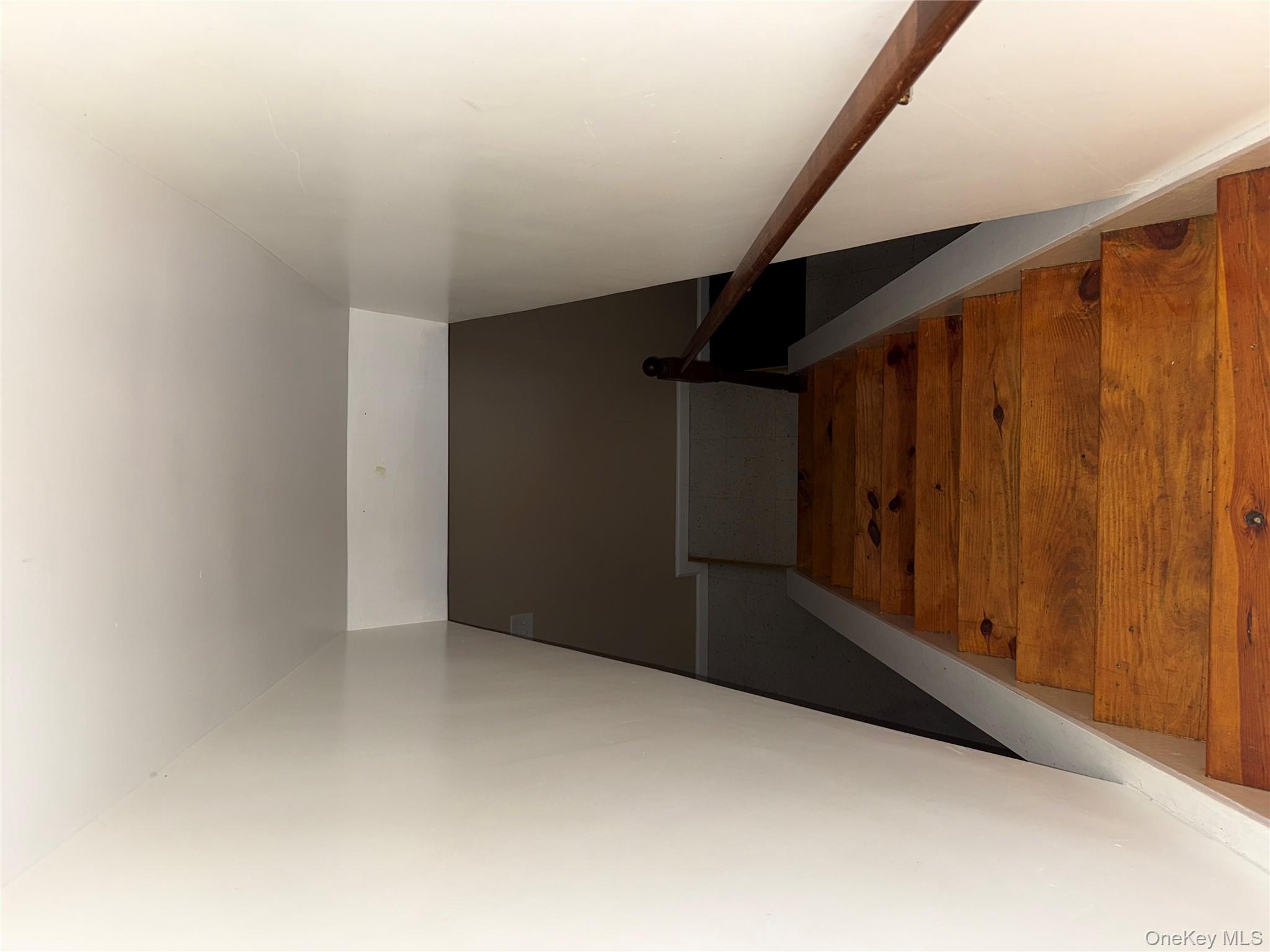 133 Wellington Street, Hempstead, NY 11550