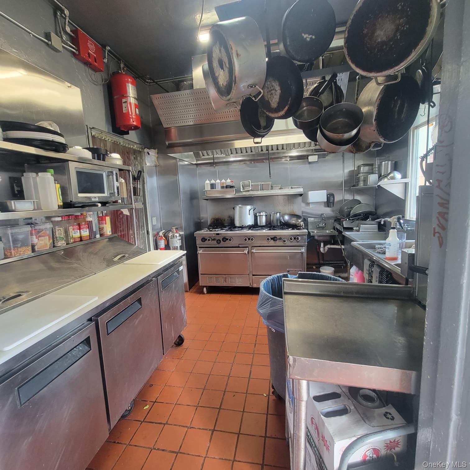 161 S Wellwood Avenue, Lindenhurst, NY 11757