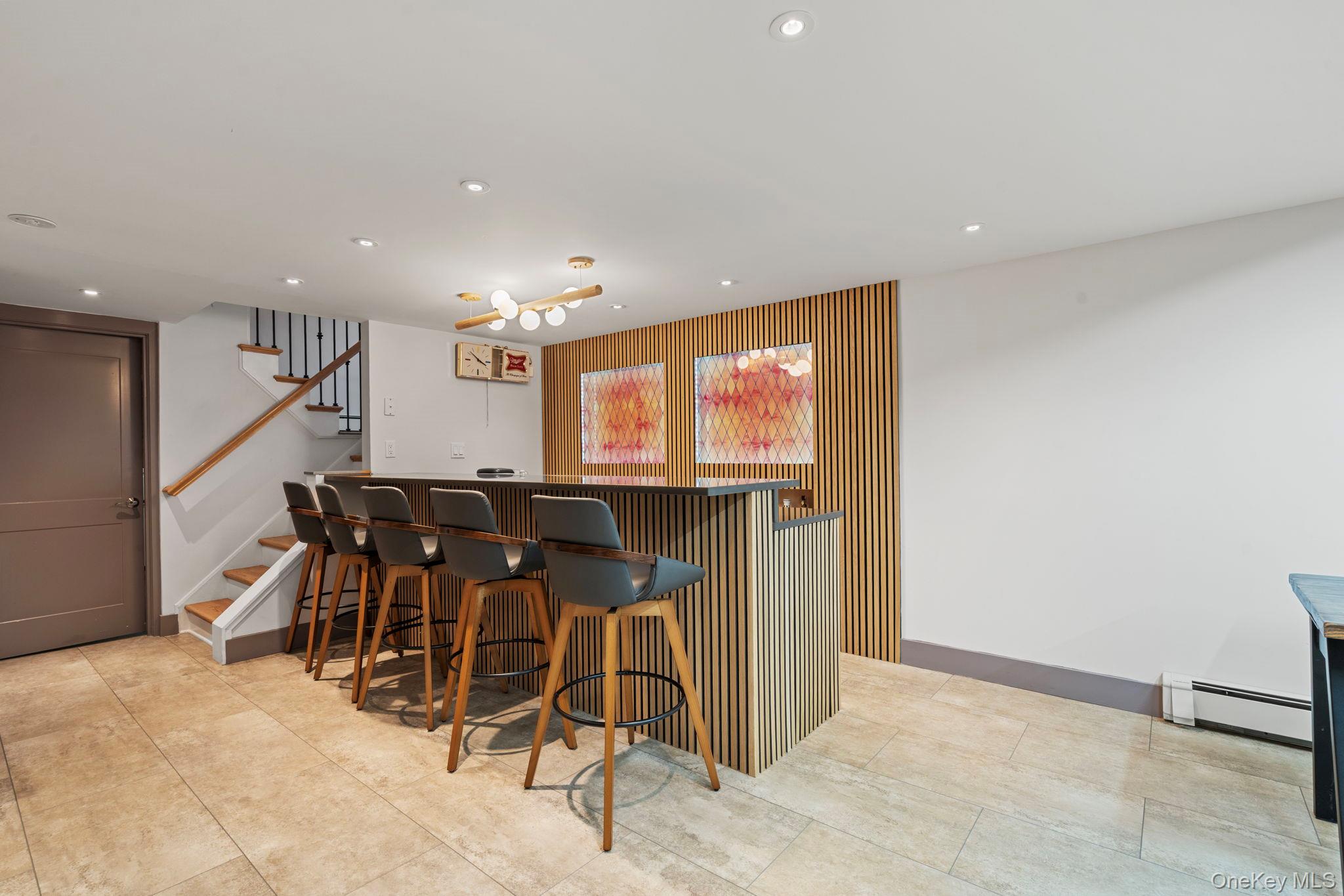 158 Old Courthouse Road, Manhasset Hills, NY 11040