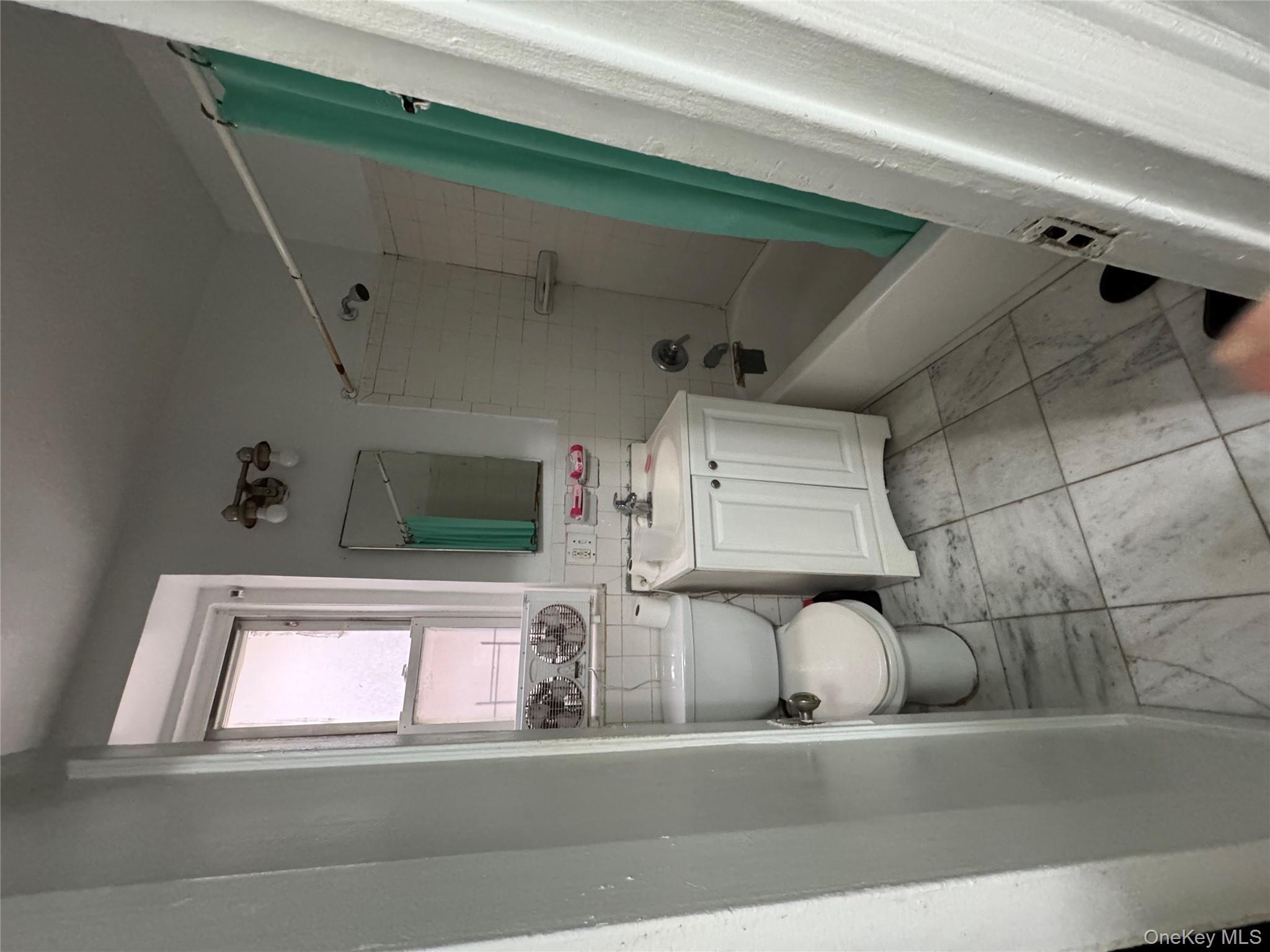 2081 Cruger Avenue Cruger # 1K, Bronx, NY 10462