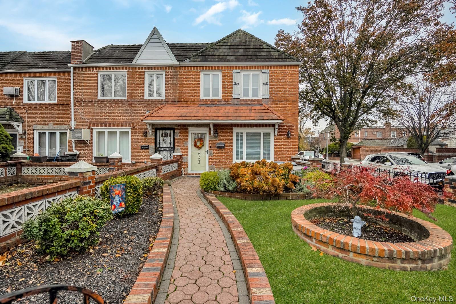 62-02 78th Street, Middle Village, NY 11379