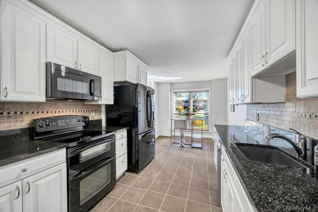 173 North Lane, Smithtown, NY 11787