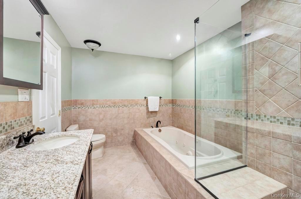 173 North Lane, Smithtown, NY 11787