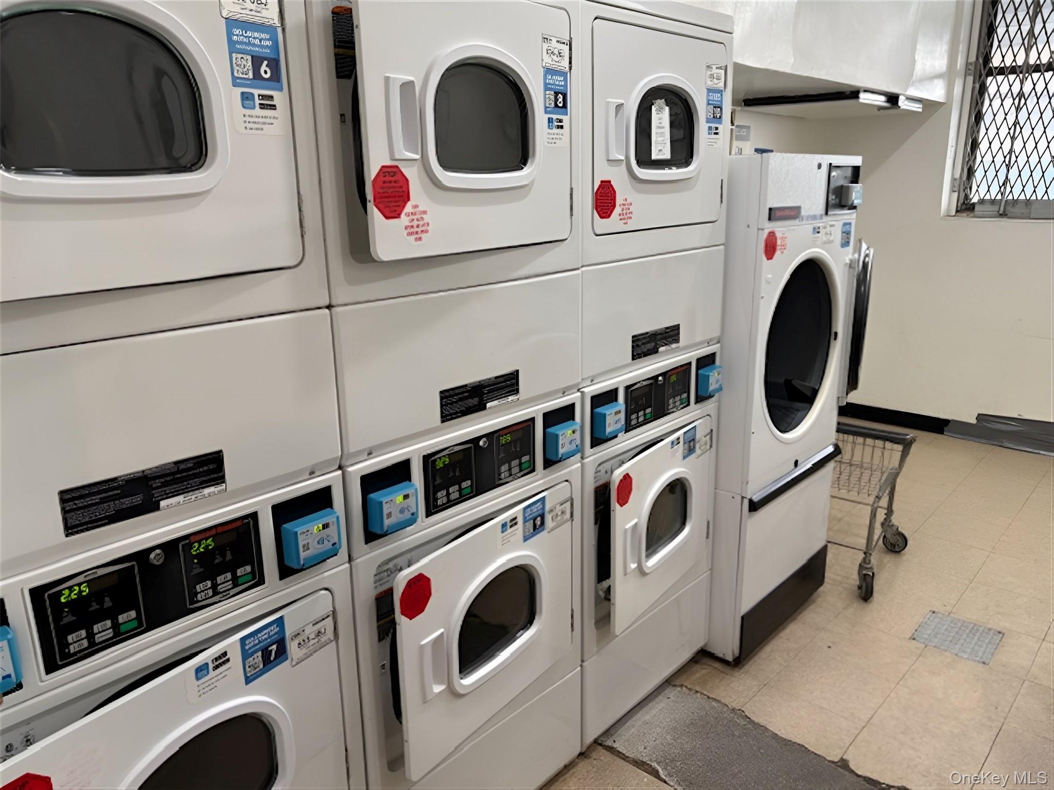 152-72 Melbourne Avenue # 1D, Flushing, NY 11367