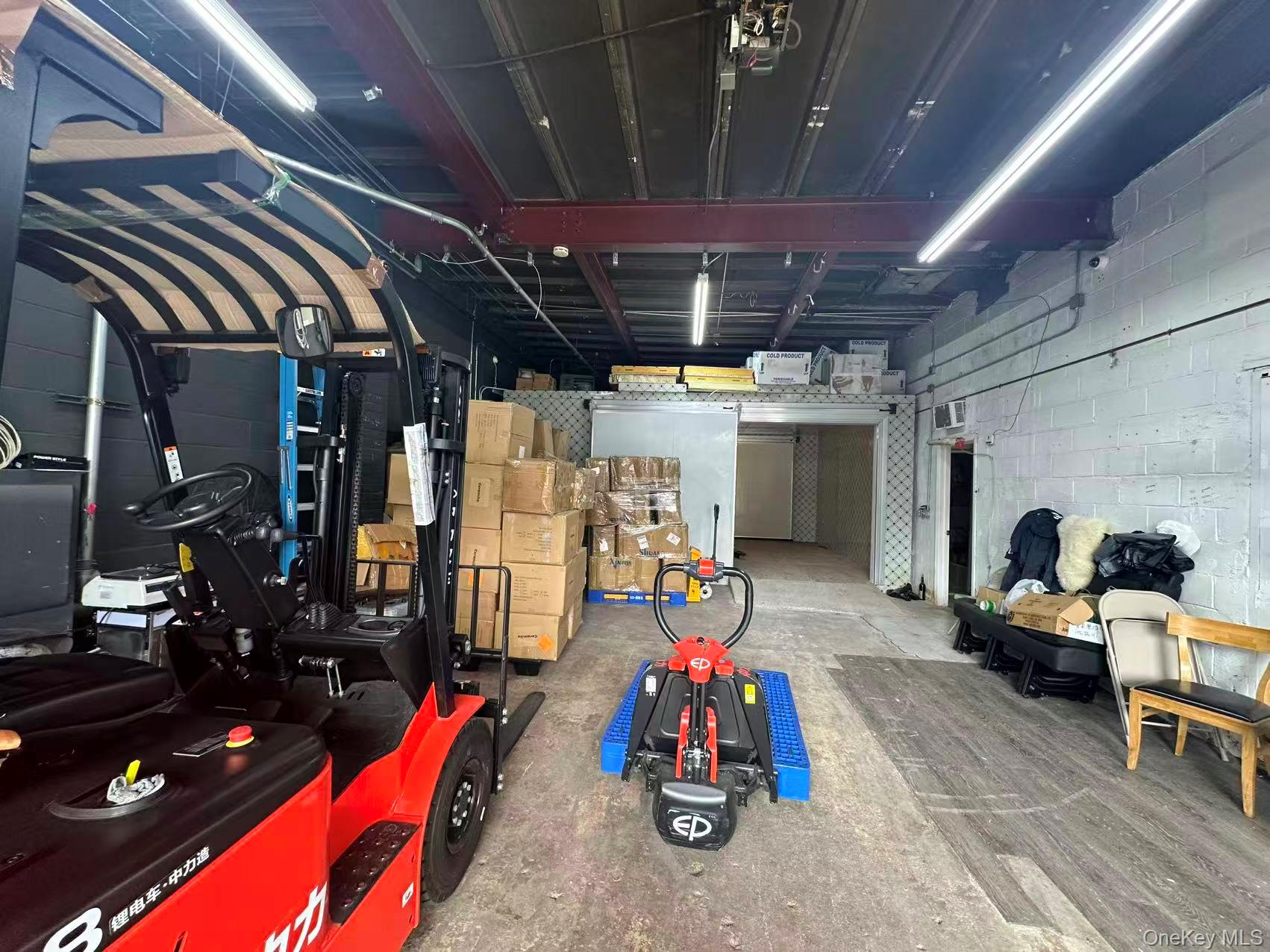 3825 Greenpoint Avenue, Long Island City, NY 11101