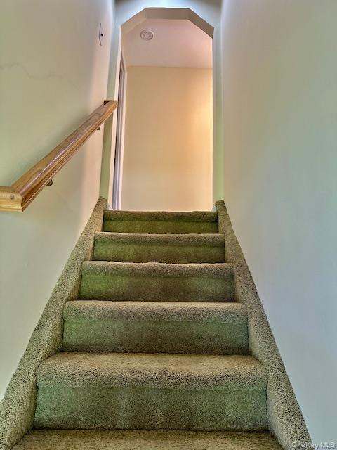 18 Homestead Lane, New City, NY 10956