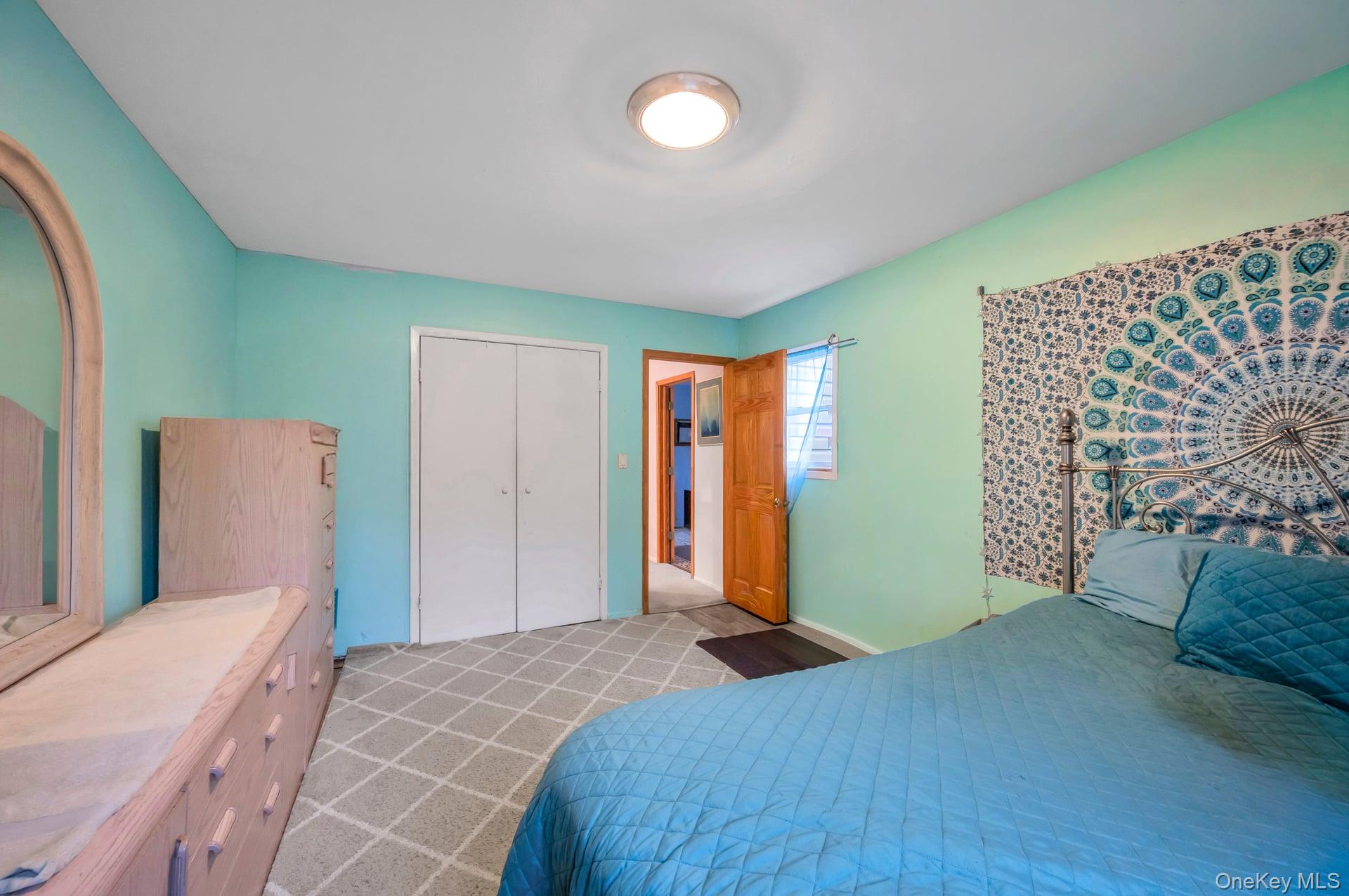 18 Leary Lane, Nesconset, NY 11767