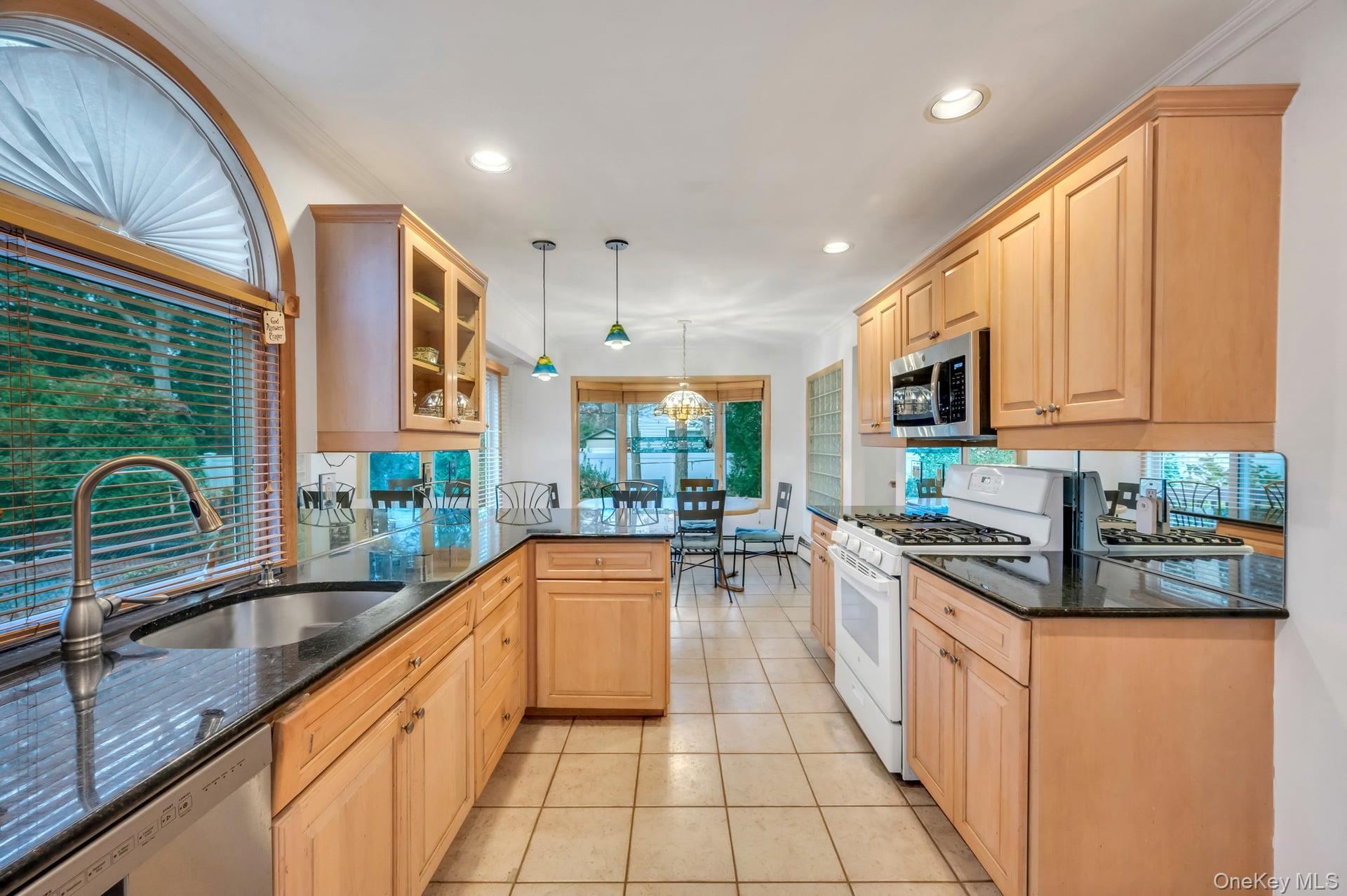 18 Leary Lane, Nesconset, NY 11767