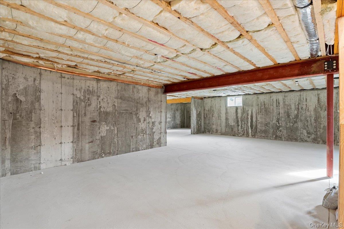 3421 Hawthorne Drive N, Wantagh, NY 11793