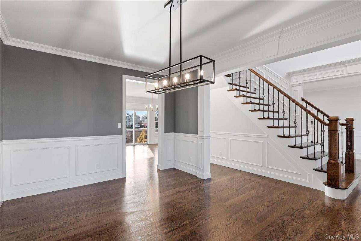 3421 Hawthorne Drive N, Wantagh, NY 11793