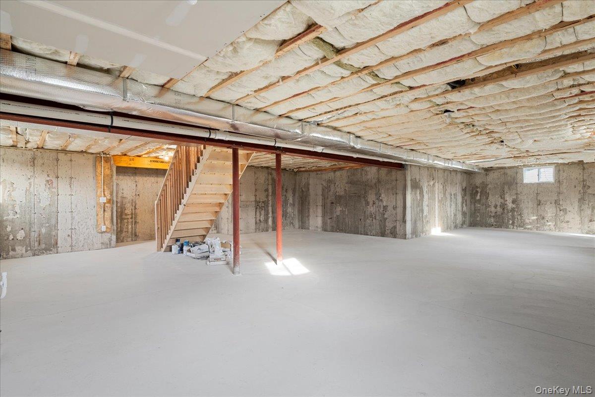 3421 Hawthorne Drive N, Wantagh, NY 11793