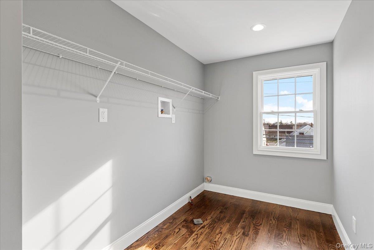 3421 Hawthorne Drive N, Wantagh, NY 11793