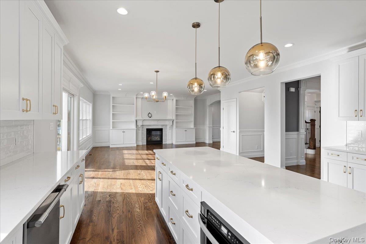 3421 Hawthorne Drive N, Wantagh, NY 11793