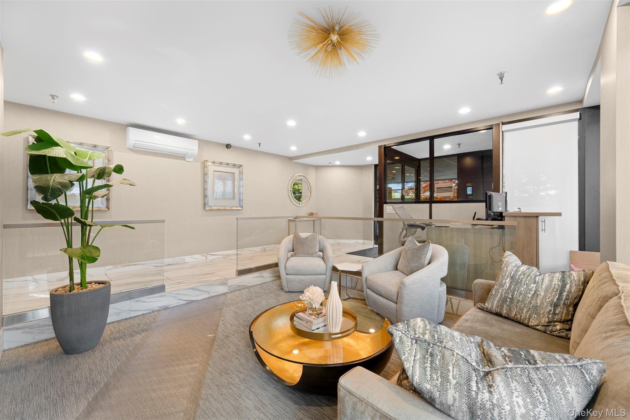 141 Great Neck Road # 2G, Great Neck, NY 11021