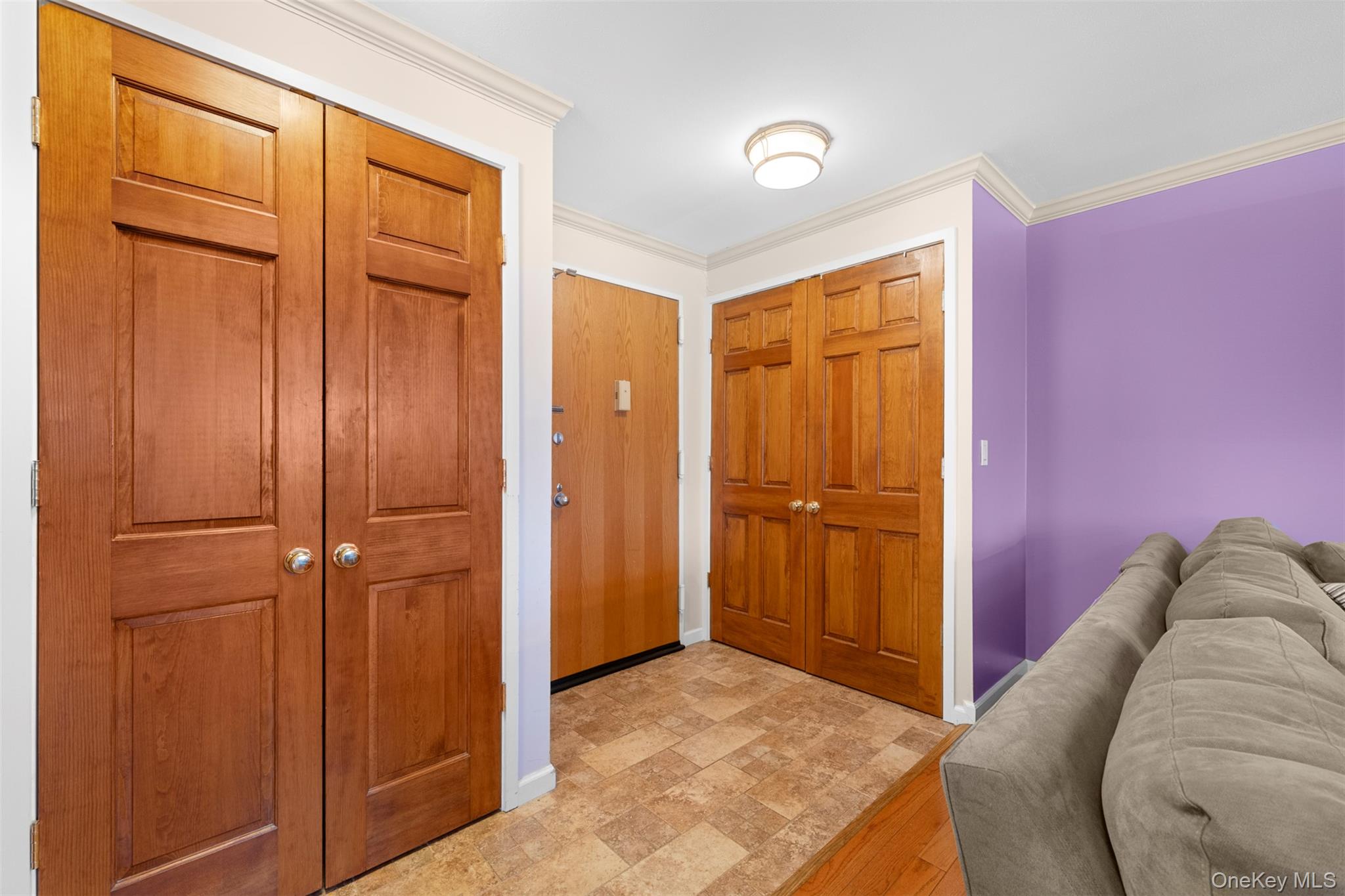 141 Great Neck Road # 2G, Great Neck, NY 11021