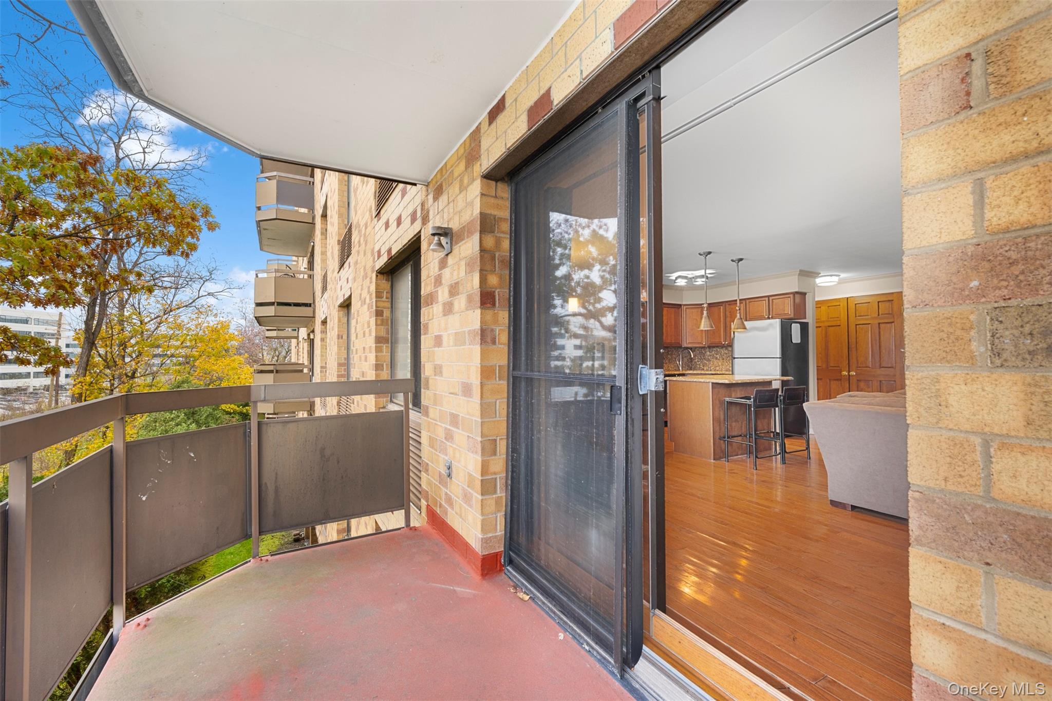 141 Great Neck Road # 2G, Great Neck, NY 11021