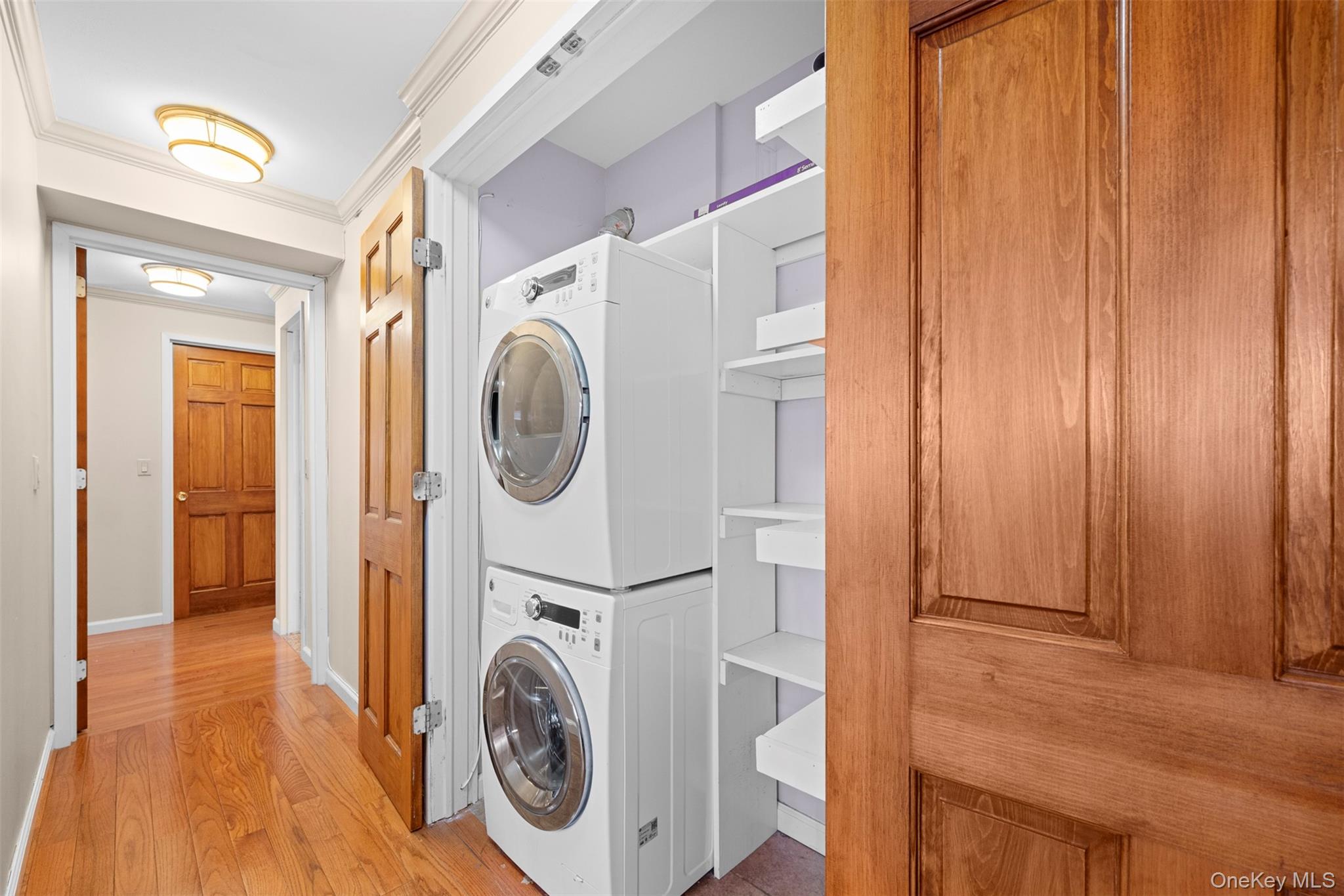 141 Great Neck Road # 2G, Great Neck, NY 11021