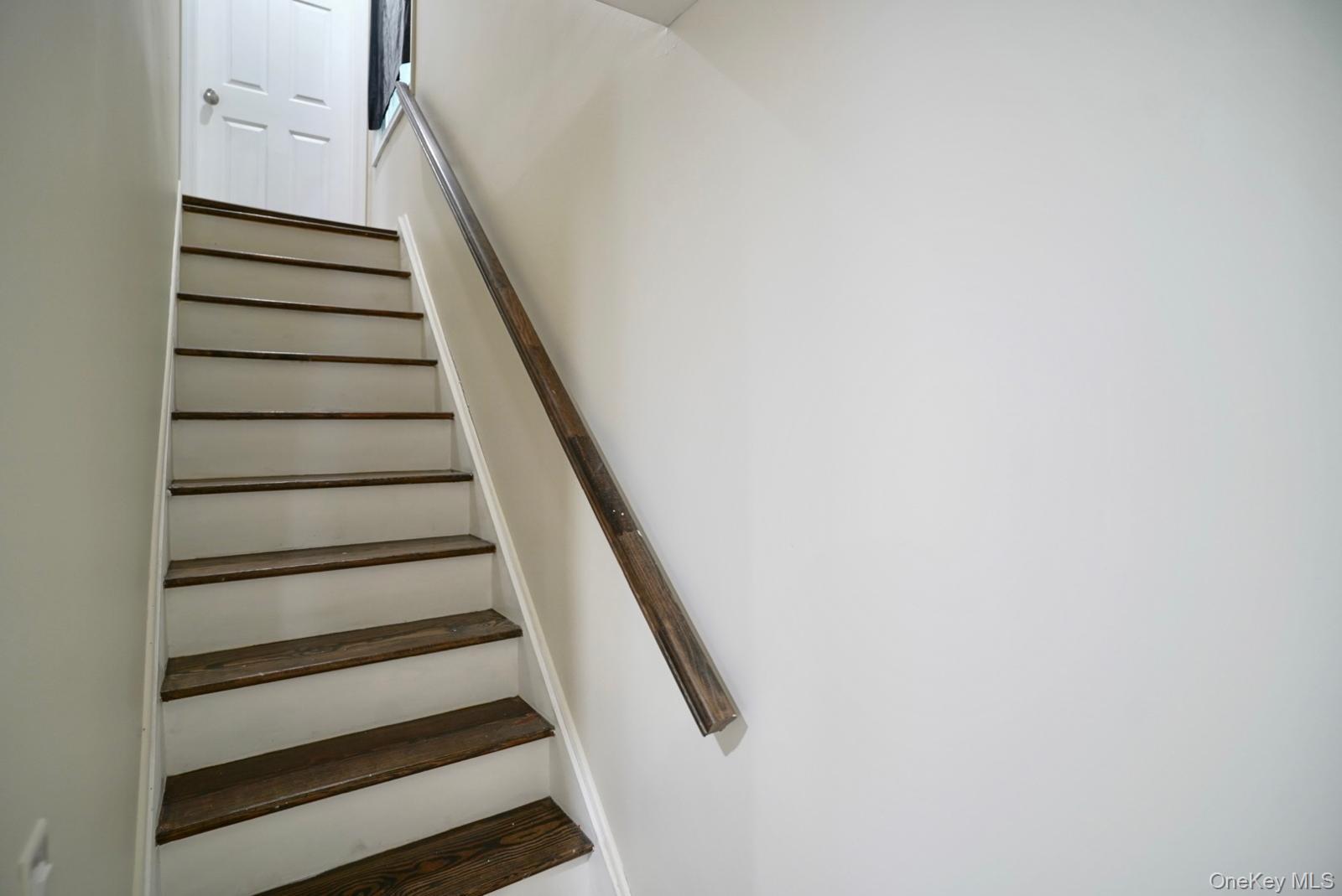 90-15 207th Street, Queens Village, NY 11428