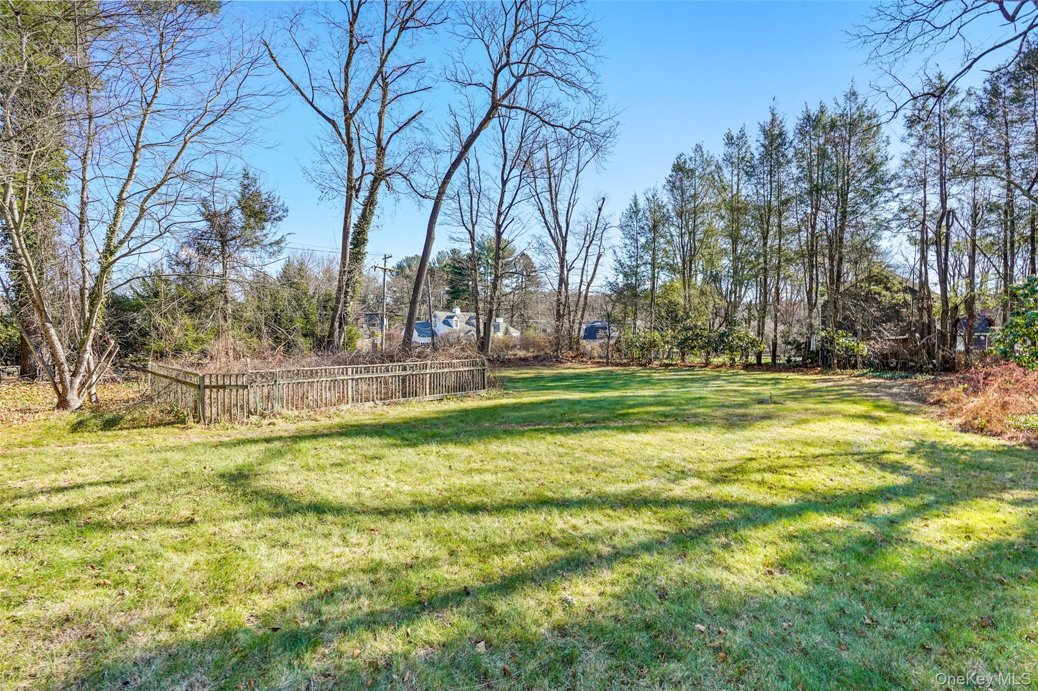 25 Greenwich Road, Bedford, NY 10506