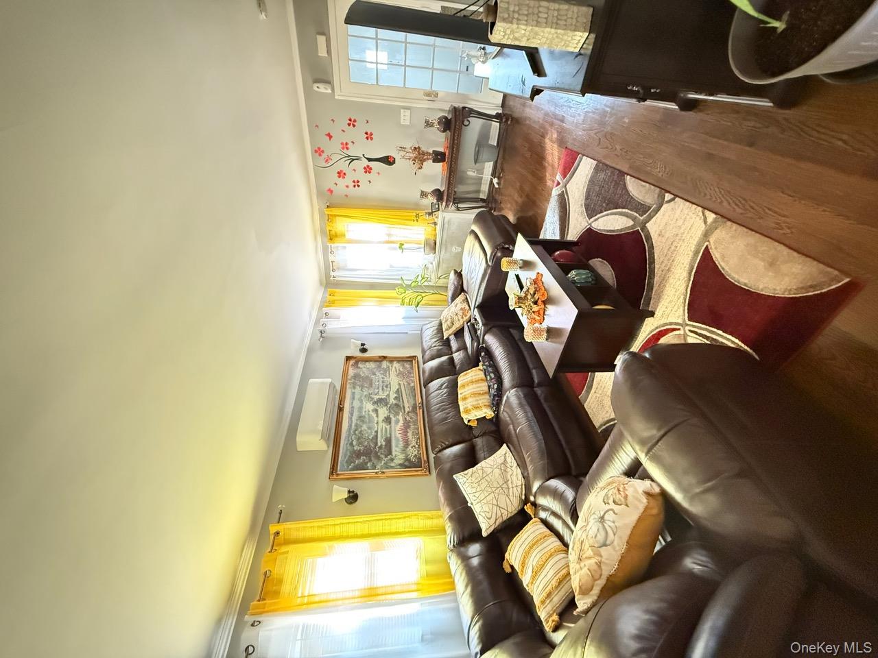 18906 121st Avenue, Saint Albans, NY 11412