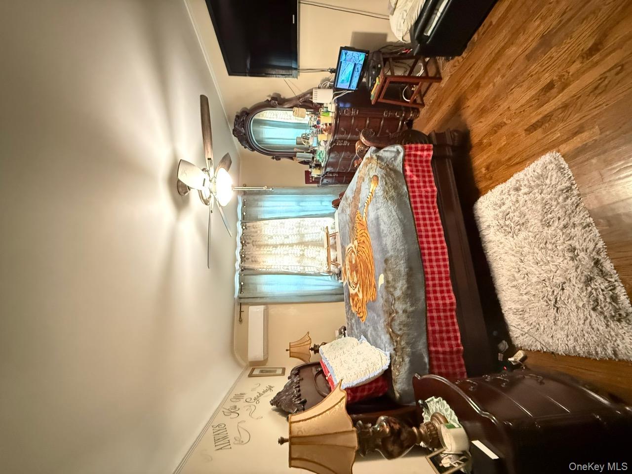 18906 121st Avenue, Saint Albans, NY 11412