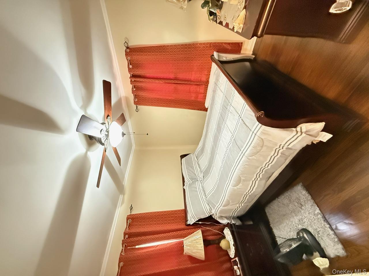 18906 121st Avenue, Saint Albans, NY 11412