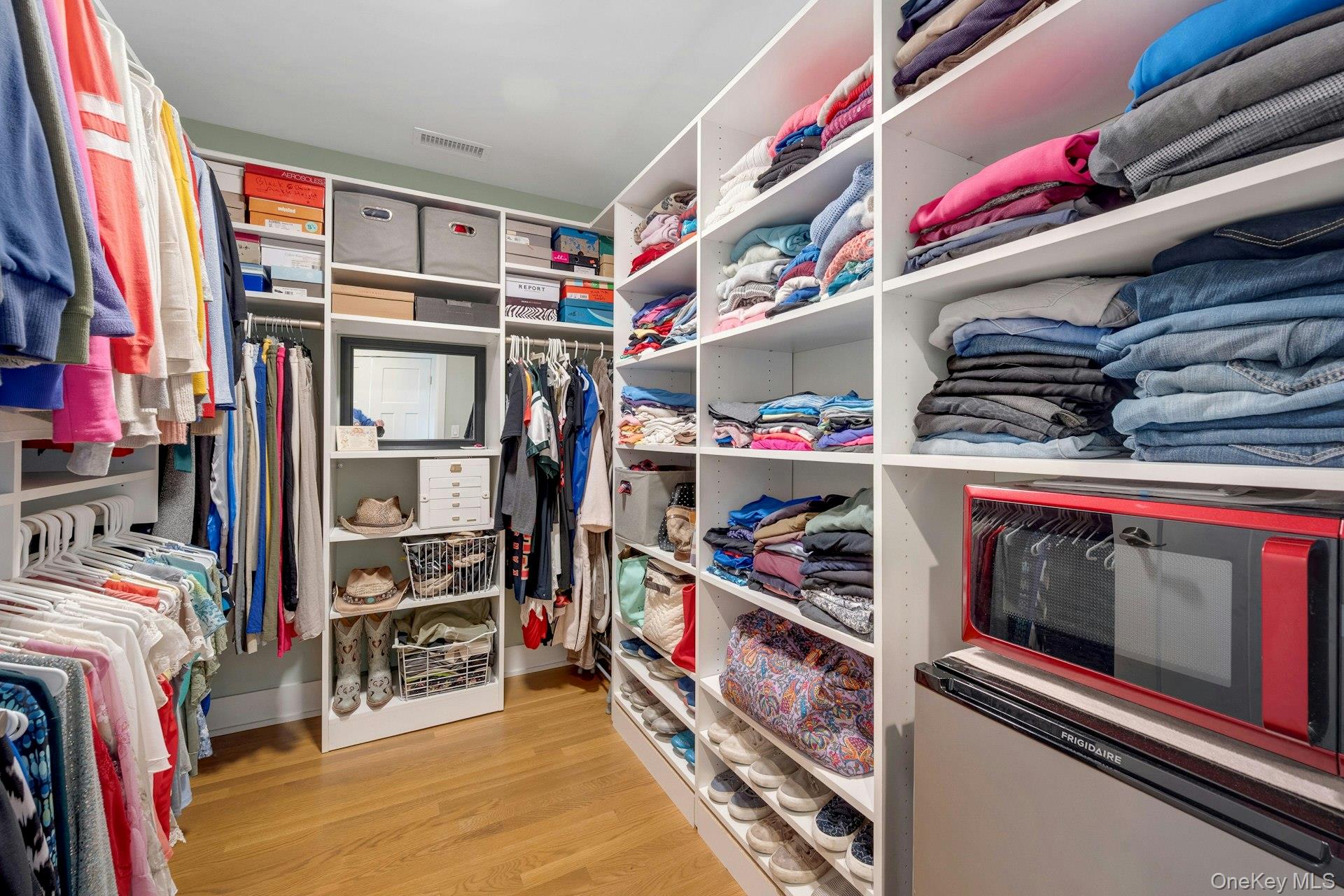 36 Lynwood Road, Scarsdale, NY 10583