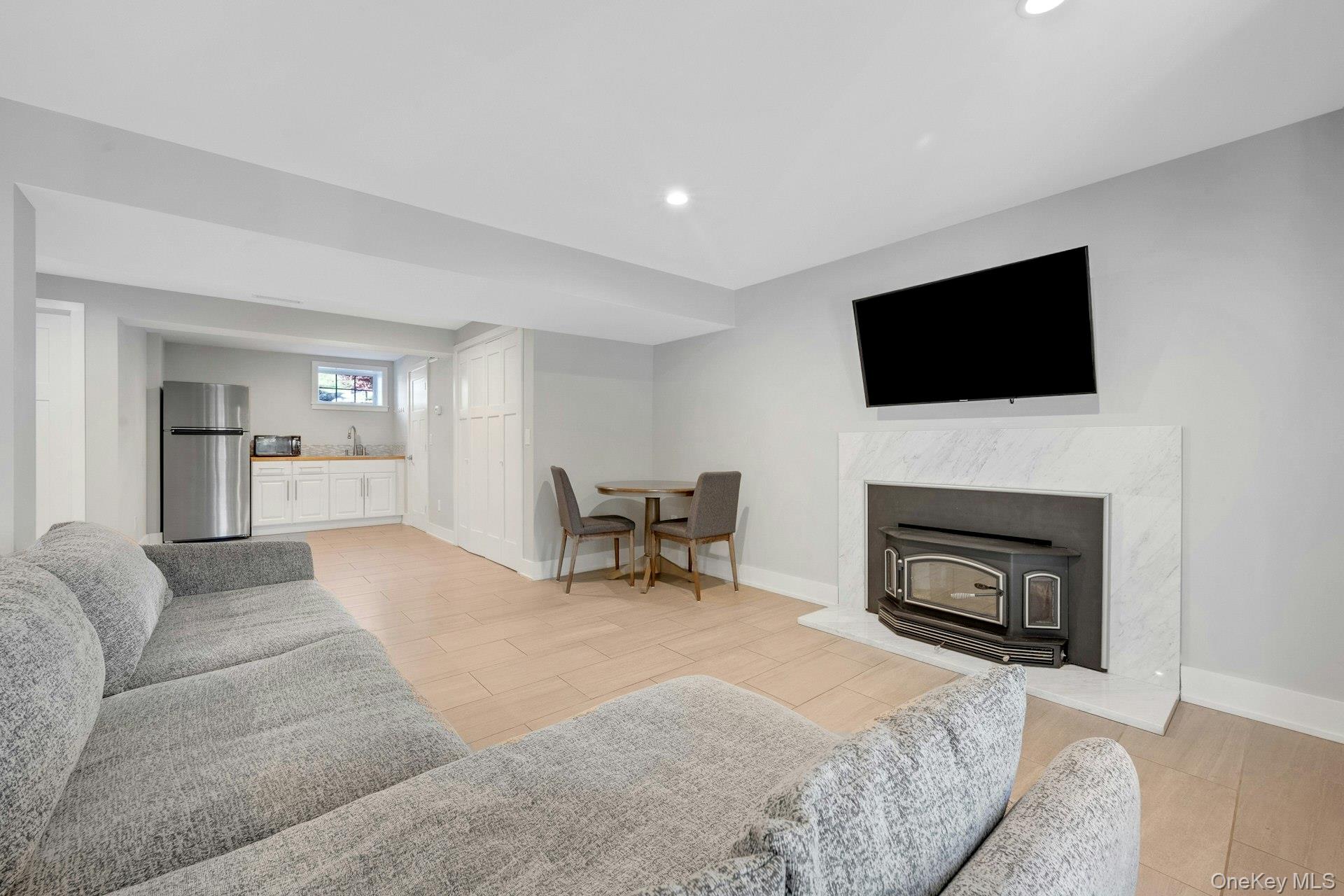 36 Lynwood Road, Scarsdale, NY 10583