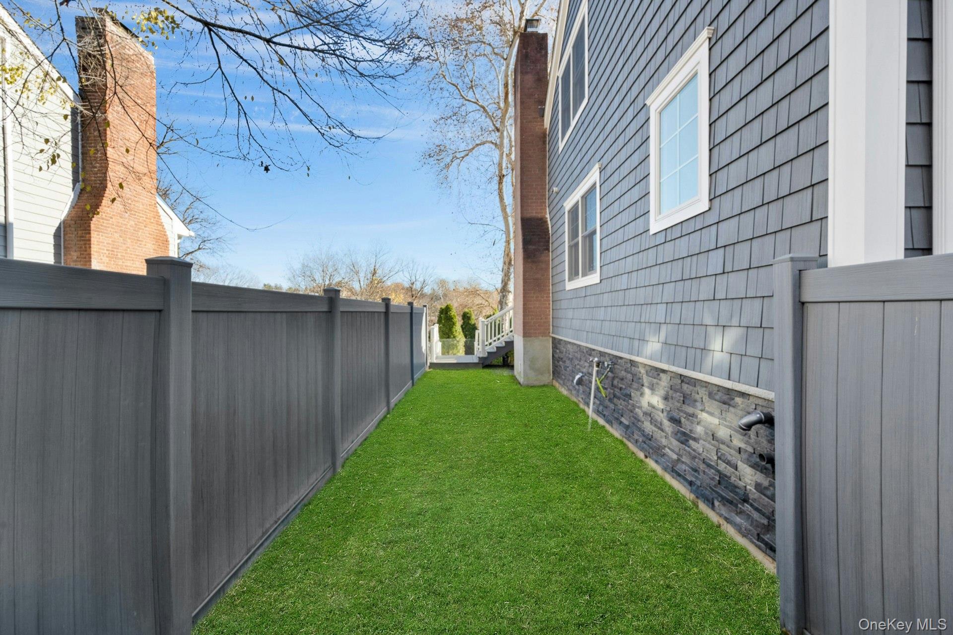 36 Lynwood Road, Scarsdale, NY 10583