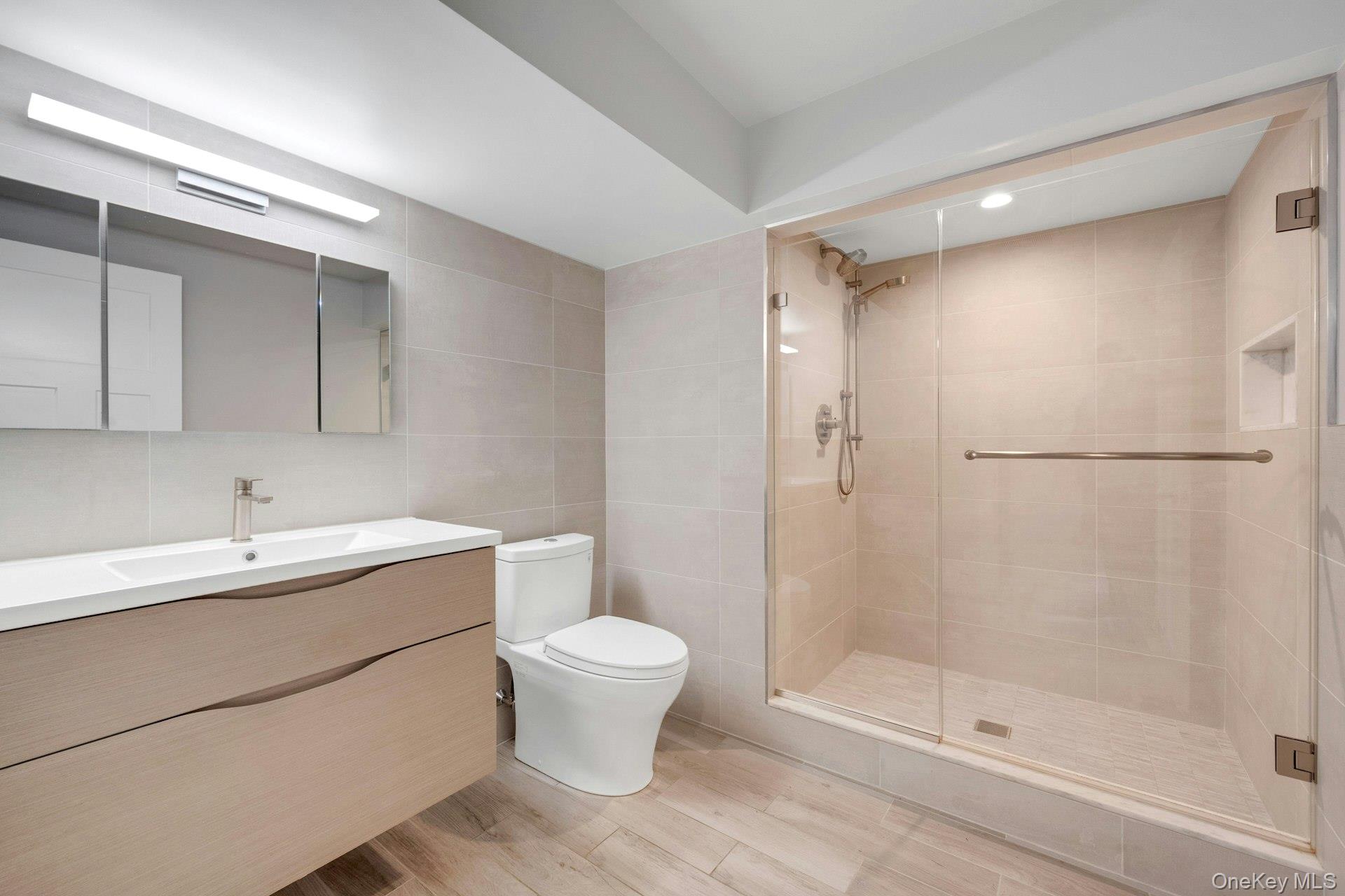 36 Lynwood Road, Scarsdale, NY 10583