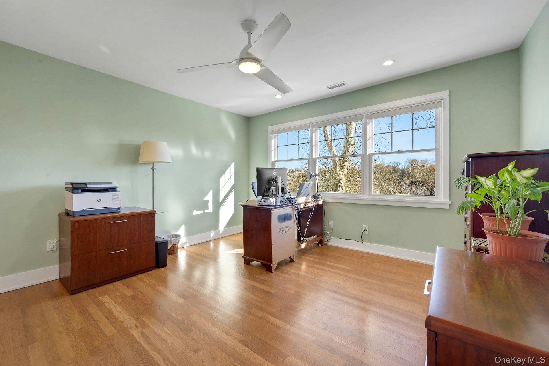 36 Lynwood Road, Scarsdale, NY 10583