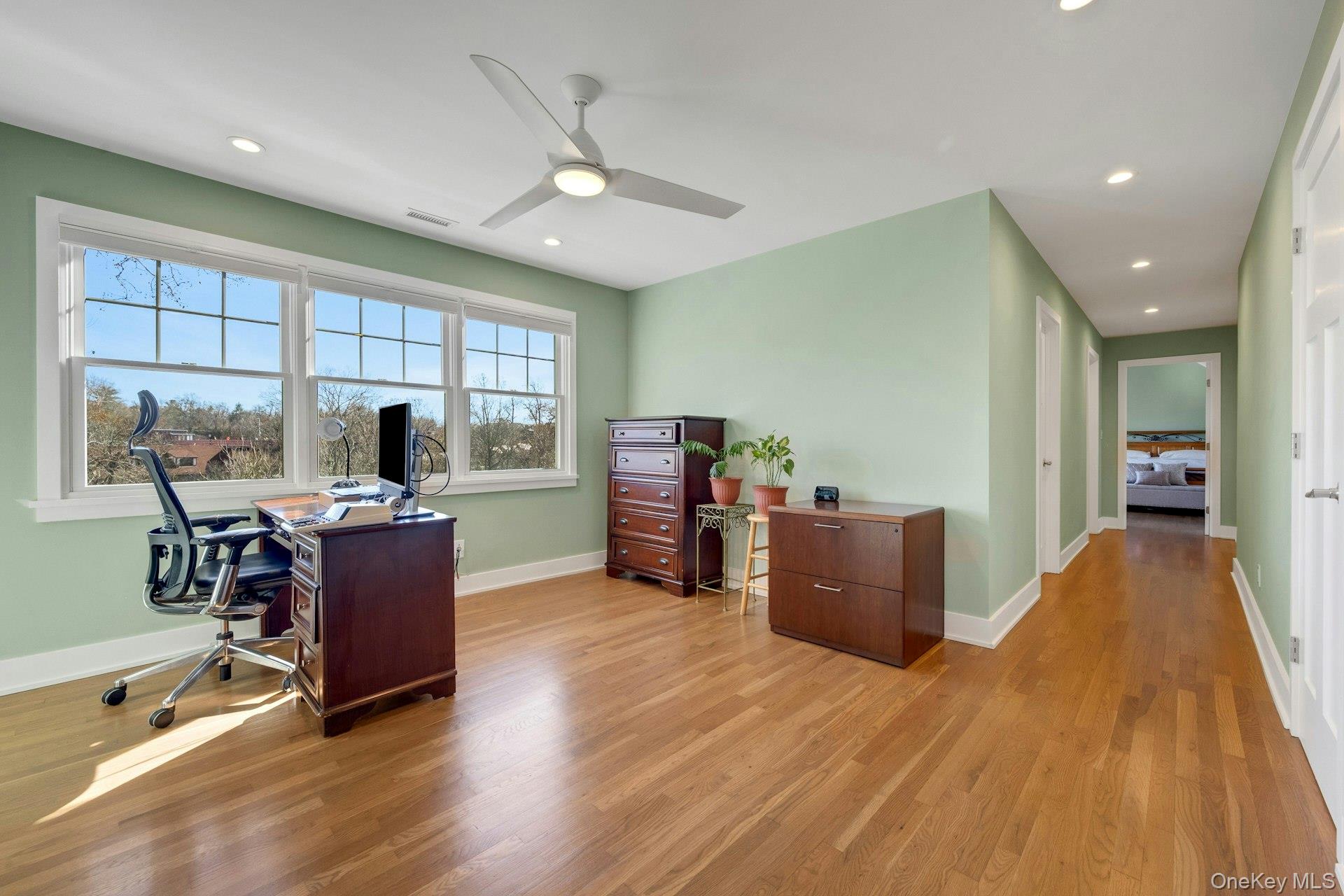 36 Lynwood Road, Scarsdale, NY 10583