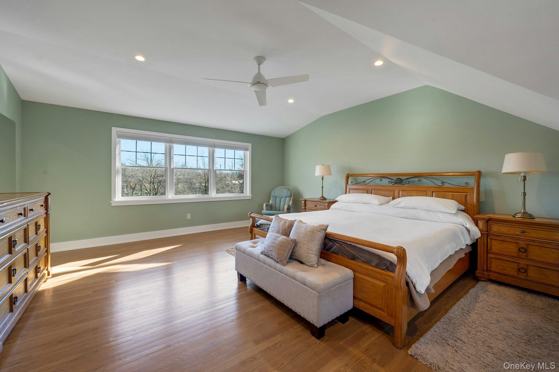 36 Lynwood Road, Scarsdale, NY 10583