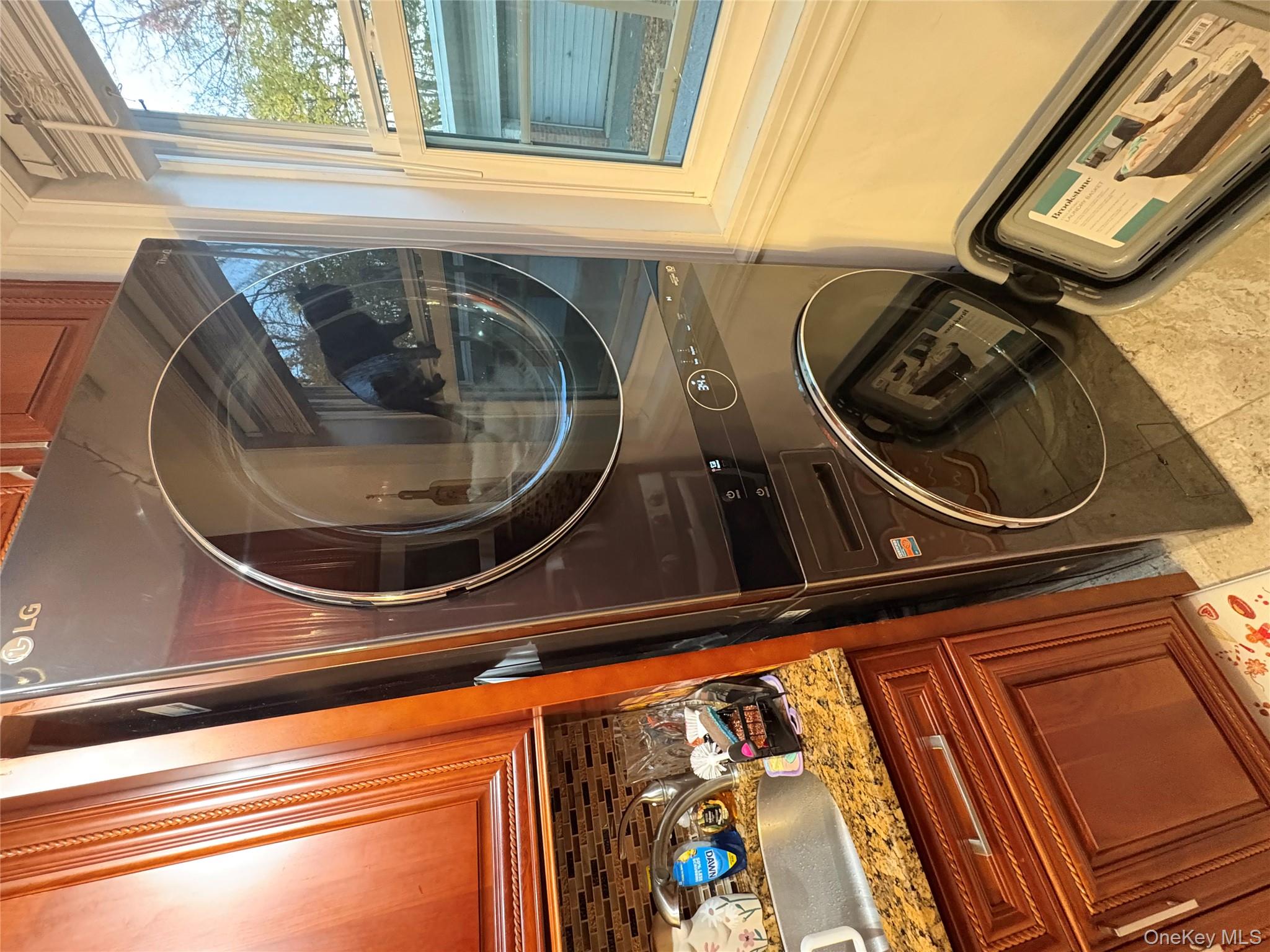 22411 Kingsbury Avenue # A, Oakland Gardens, NY 11364