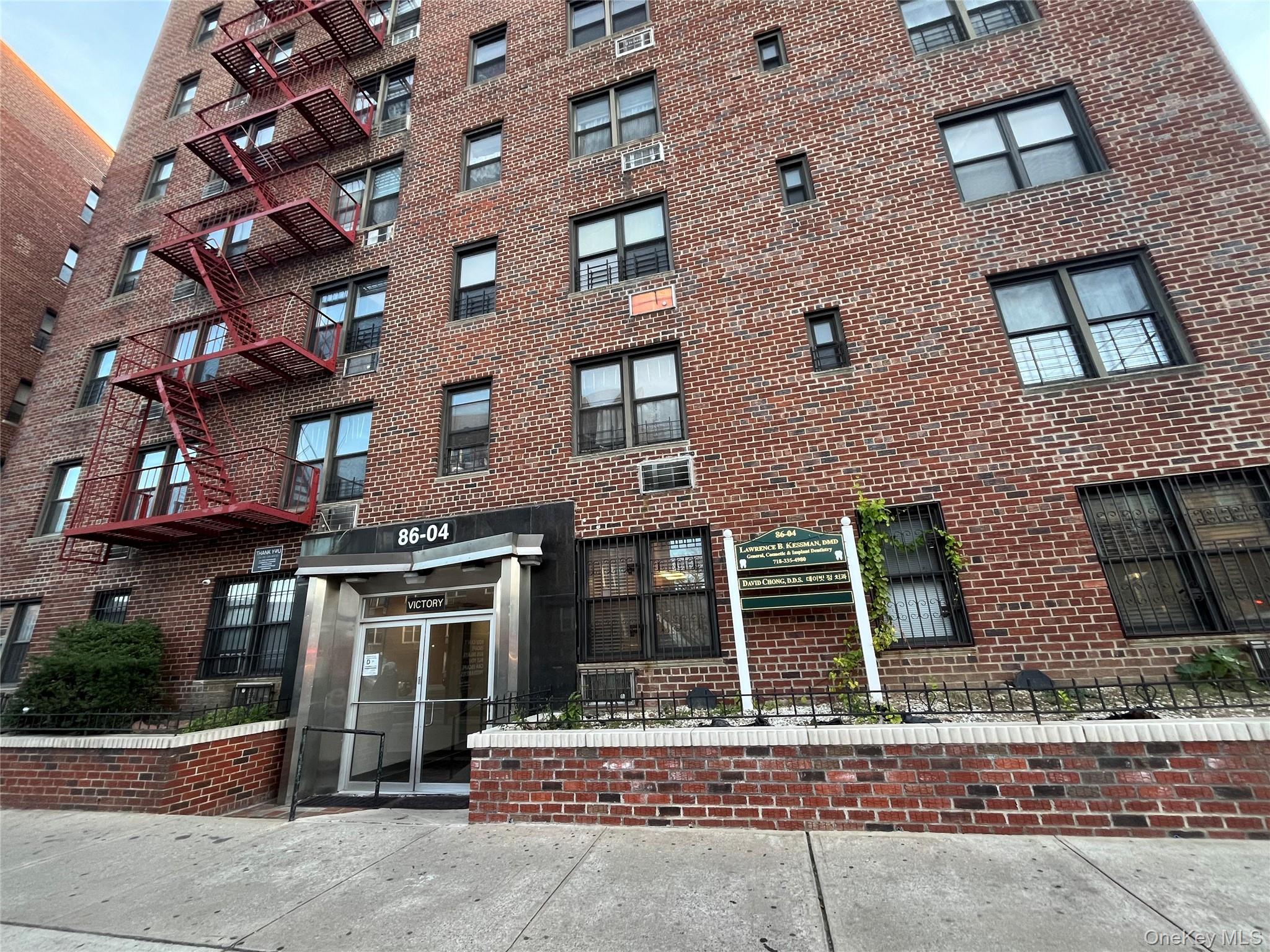 86-04 Grand Avenue # 2D, Elmhurst, NY 11373